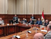 نائب باجتماع صحة الشيوخ يطالب بسرعة إنشاء مستشفى عام جديد بحلوان