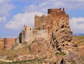 كم استمر حكم الحشاشين فى معقل حسن الصباح قبل أن يدمره هولاكو؟