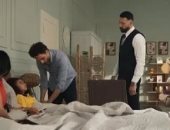 مسلسل 2 قهوة.. 5 خطوات لعلاج تعلق الأبناء الزائد بأحد الأبوين بعد الانفصال