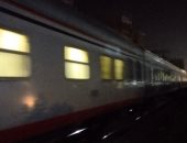 فتح الحركة على السكة الحديد بموقع سقوط حاويات من قطار بضائع بطوخ