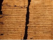 اكتشاف بردية موقعة بخط يد الملكة كليوباترا..شاهدها 