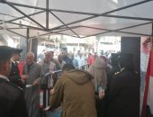 زحام كبير أمام لجنة طنان بقليوب فى انتخابات مجلس النواب بالقليوبية