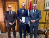 الدكتور محمد عمرو نائبًا للمدير التنفيذى للمستشفيات الجامعية بجامعة القناة