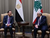 رئيس مجلس وزراء لبنان يستقبل مصطفى مدبولى بمطار رفيق الحريرى الدولى