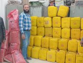 ضبط سيارة زيت طعام غير صالح وفول مصاب بالسوس بساقلته قبل توزيعها على المطاعم