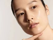 روتين العناية بالبشرة على طريقة الكوريات.. وجه صافٍ موحد اللون