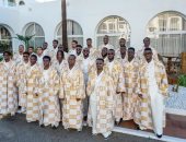 منتخب كوت ديفوار يصل المغرب بالزي التقليدي استعدادًا لأمم أفريقيا.. صور