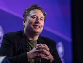 إيلون ماسك يصبح أول شخص فى التاريخ تبلغ ثروته 750 مليار دولار