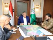 محافظ الجيزة يعلن مخططًا لتطوير 74 نفقًا أسفل الطريق الدائري