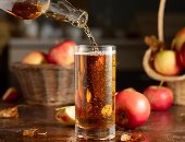 طريقة عمل عصير التفاح الطبيعى فى المنزل.. استغنى عن المُعلب