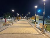 ممشى سياحى عالمى فى البر الغربى بالأقصر يفتح أبوابه رسميا أمام الجمهور..أضخم مشروع قومى بطول كيلو و930 مترا..يضم ممشى زجاجيا مطلا على النيل وبازارات سياحية ومطاعم ومسرحا مكشوفا ونافورة مضيئة ومسطحات خضراء.. صور