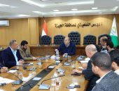 نائب محافظ الجيزة يتابع مراحل تشغيل محطات رفع الصرف بأبو النمرس وحى جنوب