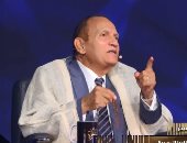 أحمد نعينع للمتسابق على محمد بدولة التلاوة: صوتك جميل