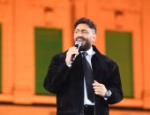 تامر حسنى يشكر راعى مصر فى ختام حفل عابدين