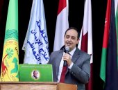 مدير صندوق مكافحة الإدمان يستعرض تداعيات مشكلة المخدرات على تحقيق التنمية المستدامة