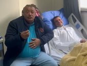 ناصر البرنس يلتقي بشقيقه بعد حرق نفسه: كل دا عشان ما عزمتوش على الافتتاح