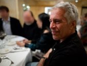 رغم تكرار اسمه 1055 مرة.. وثائق تكشف محاولات ابستين الفاشلة للقاء بوتين