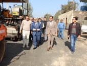 محافظ كفر الشيخ يتفقد أعمال الرصف بطريق "دسوق الحر - نشرت"
