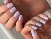 5 ألوان تريندى فى 2026 تناسب الأظافر القصيرة.. لمظهر جذاب وعملى 