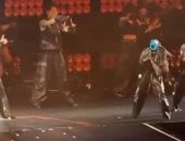 6 روبوتات شبيهة بالبشر تخطف الأضواء برقصة متزامنة فى حفل موسيقى بالصين