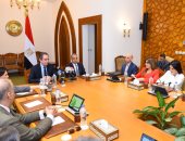 وزير الخارجية يستقبل رئيس الهيئة الوطنية للإعلام ومذيعي التليفزيون المصري