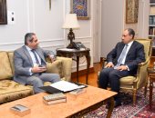 وزير الخارجية يبحث إجراءات نقل السفارات والبعثات الأجنبية للعاصمة الجديدة