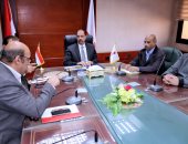 محافظ سوهاج يبحث آليات تنفيذ المرحلة الثالثة من توسعة الكورنيش الغربى
