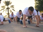 ماكرون يشارك في تدريبات الجيش الفرنسى.. فيديو