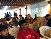 شباب نجريج يتوافدون على مركز شباب محمد صلاح لمتابعة مباراة المنتخب.. فيديو