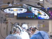 مستشفى أمريكى يعلن نجاح أول عملية زرع مزدوجة للقلب والكبد لطفلة