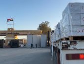 مد غزة بـ130 ألف سلة غذائية و22 ألف قطعة ملابس ضمن قافلة زاد العزة الـ99