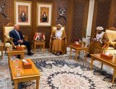 كامل الوزير يبحث مع وزير التجارة العماني تعزيز التعاون والربط البحري بين البلدين