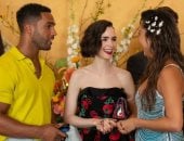 Emily in Paris الموسم الخامس يختتم بمفاجأة كبيرة ويترك الباب مفتوحا