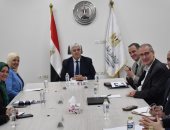 وزير التعليم العالى يبحث مشروع جامعة النقل الدولية مع خبير من جامعة دريسدن