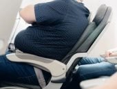 شركة طيران أمريكية تجبر الركاب ذوى الوزن الزائد على دفع ضعف المبلغ