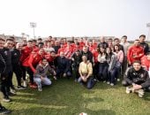 الأهلي يستقبل ذوي الهمم في بداية التحضير لمباراة المصرية للاتصالات.. صور