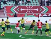 بعشرة لاعبين.. منتخب مصر يهزم جنوب أفريقيا بهدف محمد صلاح ويتأهل لدور الـ16.. صور 