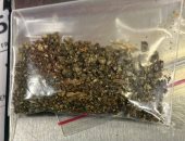 جمارك مطار الغردقة تضبط كمية من الماريجوانا والسجائر المحشوة بالمخدرات