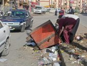 رفع 40 طن من القمامة والمخلفات الصلبة بشوارع حى غرب سوهاج