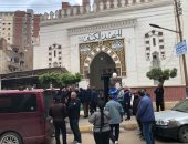 وصول جثمان صابر عيد نجم المحلة السابق للمسجد لأداء صلاة الجنازة عليه بالغربية