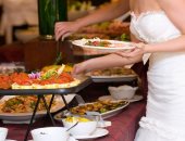8 أطباق يفضل تجنب تقديمها فى بوفيه الفرح.. لا تناسب الأجواء