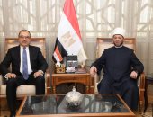 وزير الأوقاف يستقبل وزير قطاع الأعمال العام لبحث تعزيز التعاون والتكامل