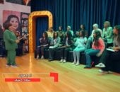 مدربة أصوات تضع تحدى لمتسابقى كاستنج لمعرفة مهارتهم فى الغناء.. فيديو