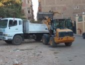 رفع 30 طن من القمامة والمخلفات الصلبة والأتربة بشوارع حى شرق سوهاج