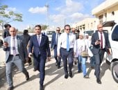 وزير الصحة  يعرب عن استيائه من المستوى العام لمستشفى 6 أكتوبر المركزي