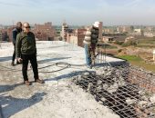 محافظ الدقهلية: إزالة لسقف زيادة عن نسبة الخدمات المقررة بمبنى فى مدينة طلخا