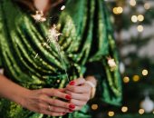 أفضل 5 ألوان لإطلالتك فى ليلة رأس السنة.. من الأسود للأخضر الزمردى