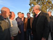 محافظ الغربية يتفقد قرية العِمّة بقطور ويعلن تشغيل منظومة مياه الشرب المطورة