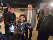 طفل يقدم قصيدة عن حضارة الفراعنة أمام محافظ الأقصر.. فيديو