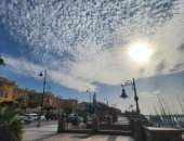 أول أيام 2026.. غيوم كثيفة تحجب أشعة الشمس فى سماء الأقصر.. فيديو